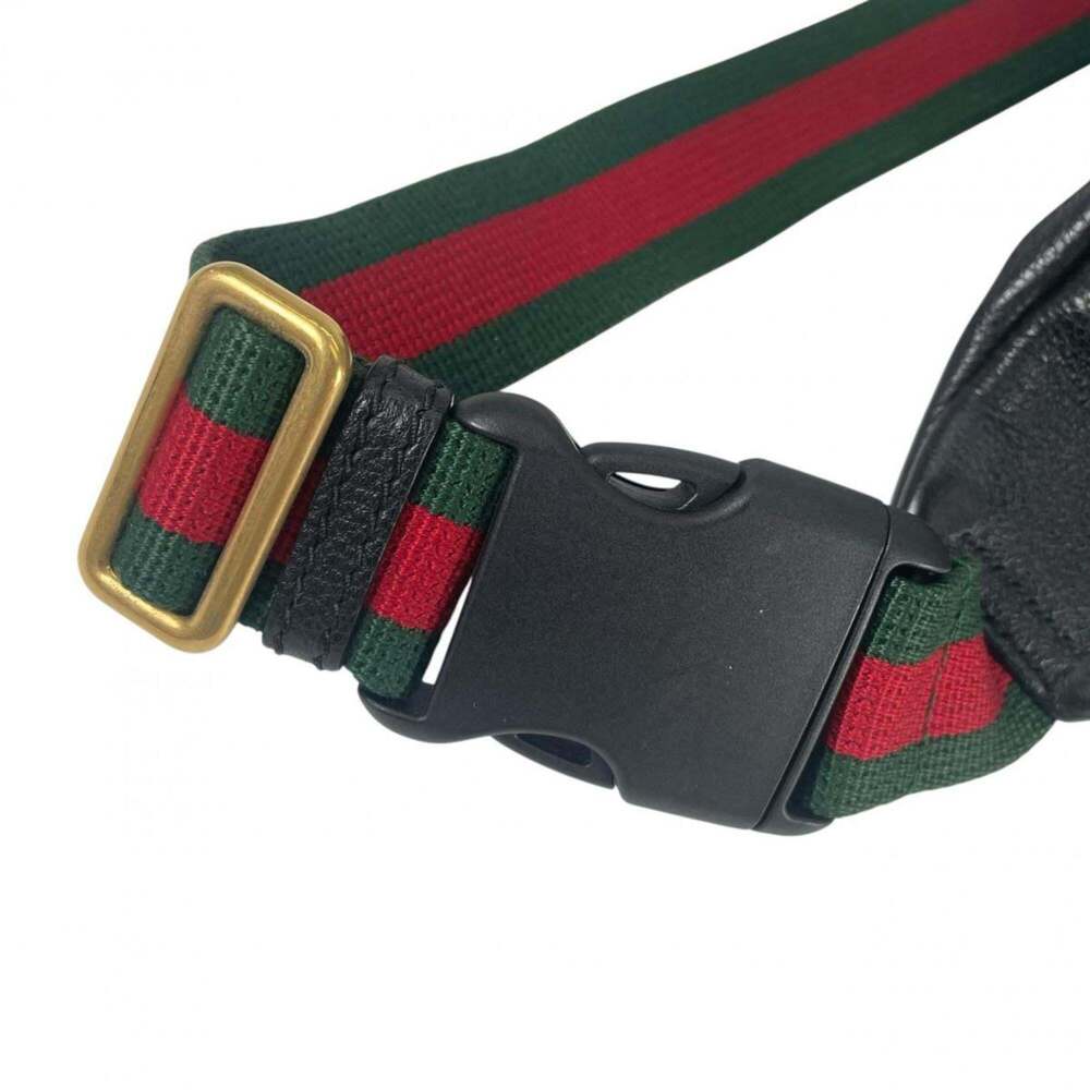 GUCCI Authentic Black Leather Fanny Pack - Picture 13 of 16